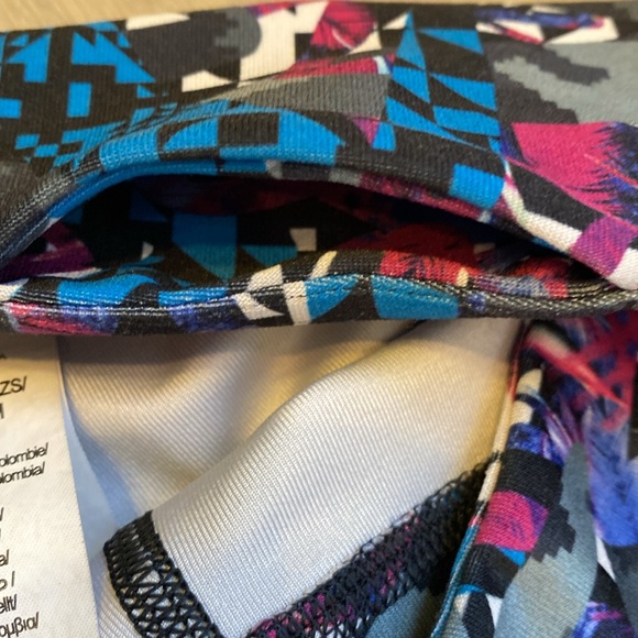 NWOT! ZUMBA Mashed Up Perfect Long Leggings RARE! - Size S - Picture 5 of 6